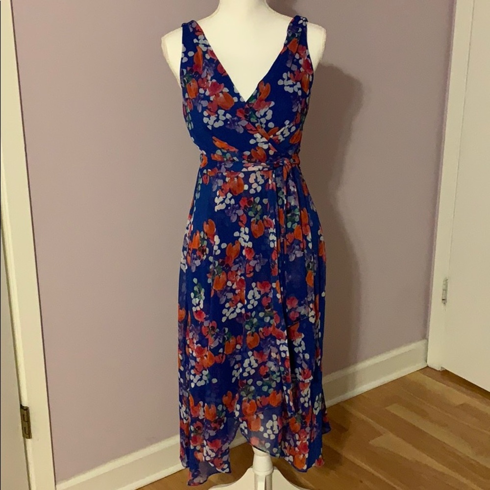 NWT DKNY Maxi flowerprint dress! Spring perfect 💐
